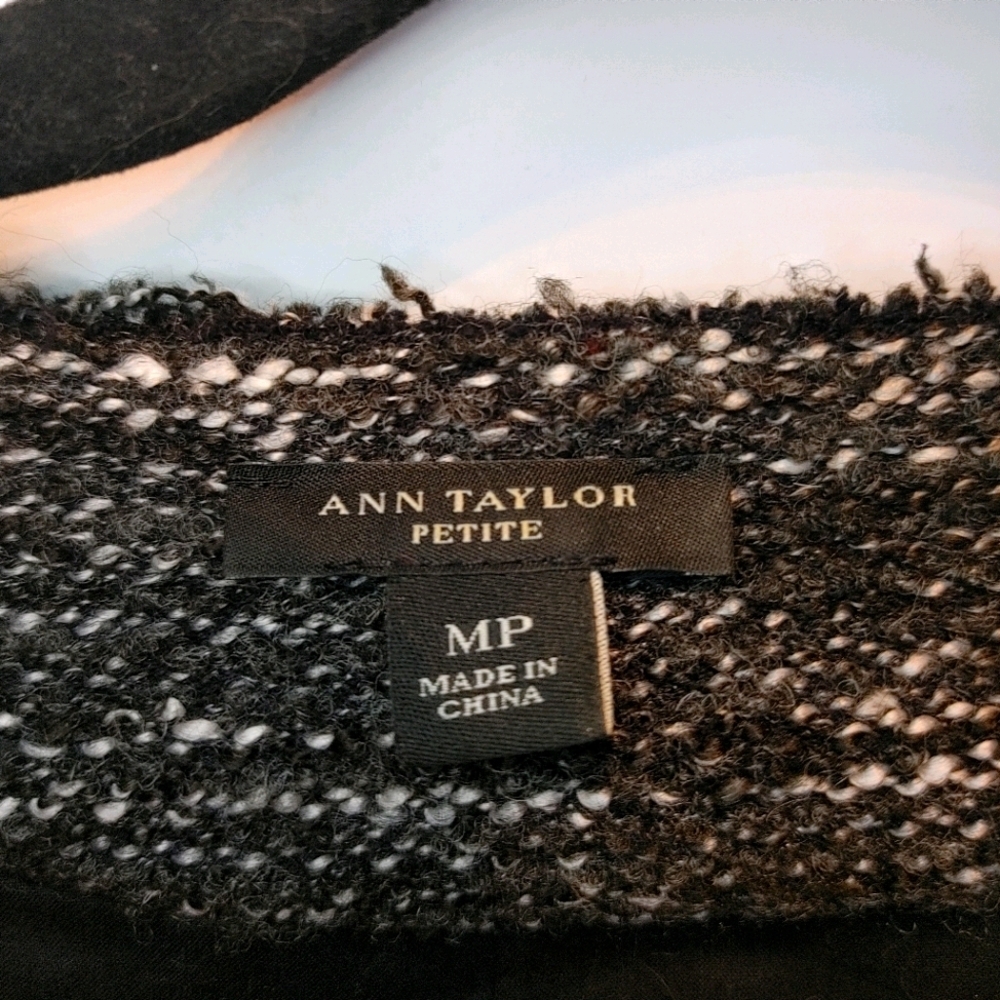 Ann Taylor Petite Zip Front Sweater Jacket Black Gray MP - Picture 6 of 6